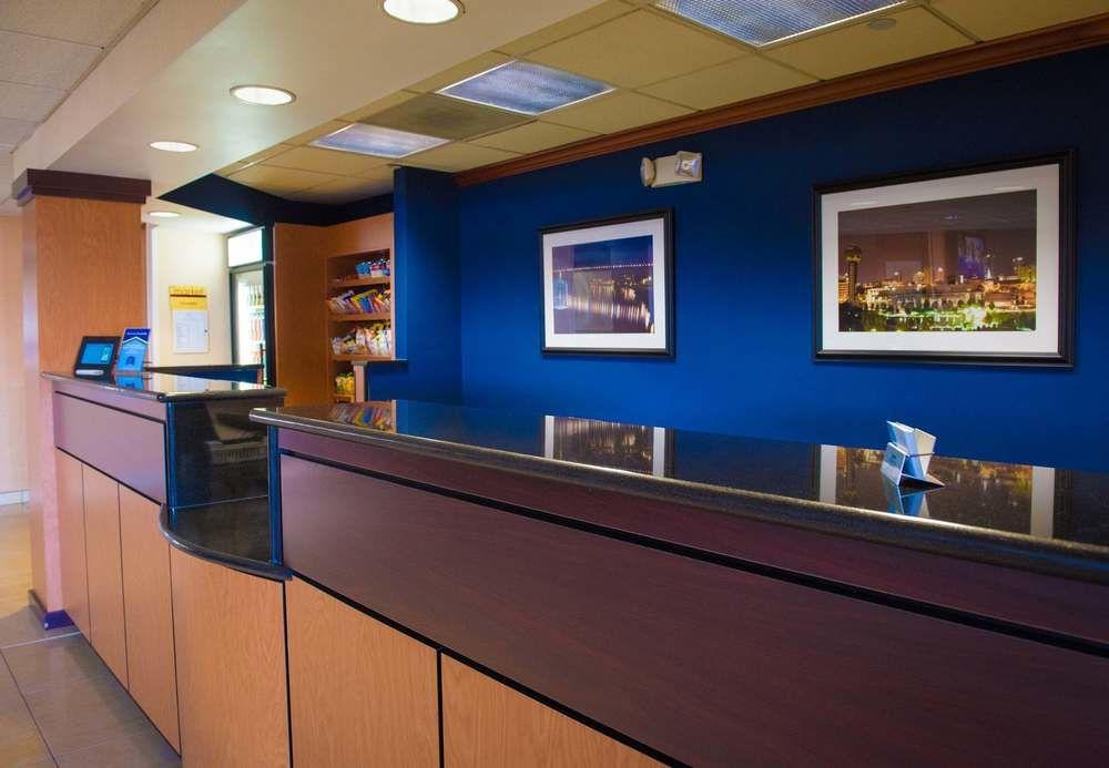 Fairfield Inn & Suites By Marriott Knoxville/East Exterior photo