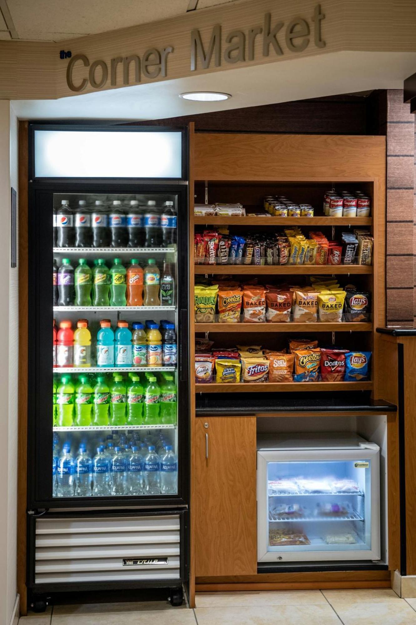 Fairfield Inn & Suites By Marriott Knoxville/East Facilities photo