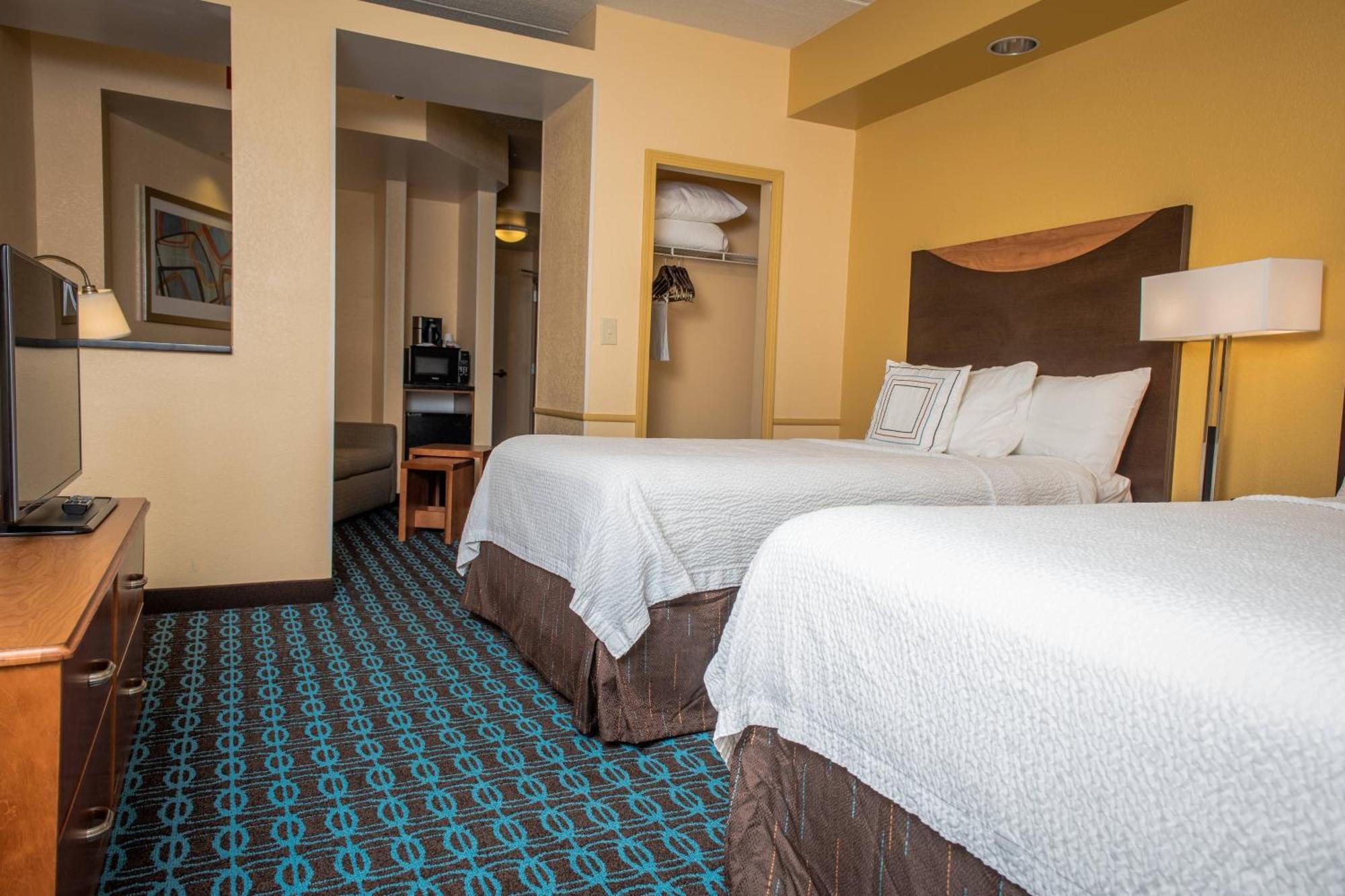 Fairfield Inn & Suites By Marriott Knoxville/East Exterior photo